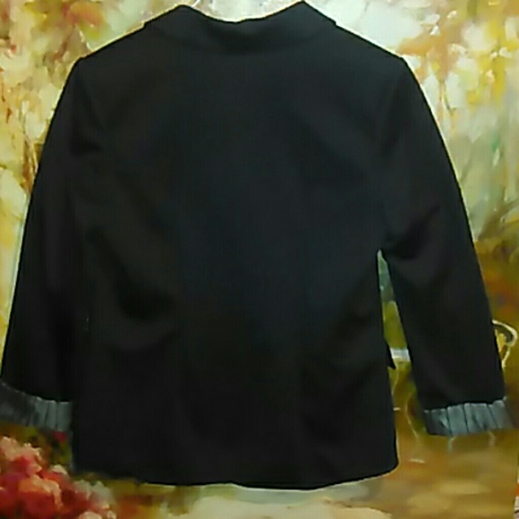 FINAL PRICE BLack Blazer - Picture 4 of 6